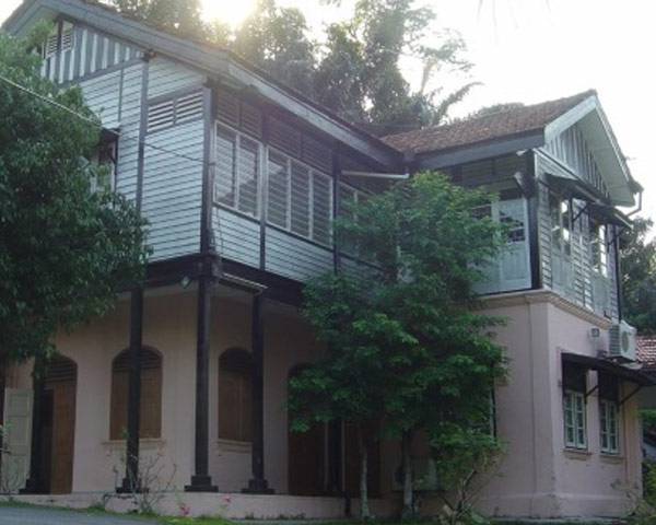 Academy-of-Medicine-side-view